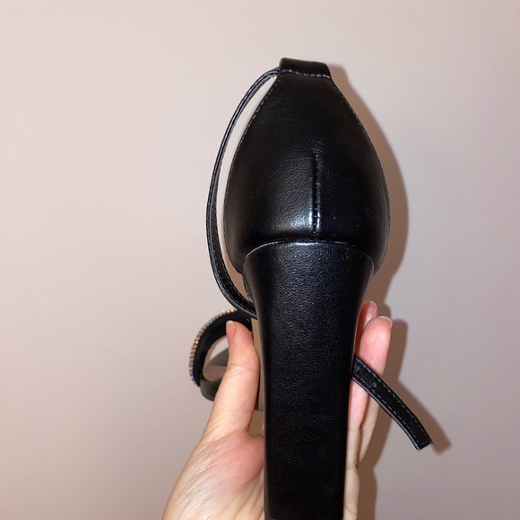 Spring brand Vegan Leather Party Heels - Picture 6 of 6